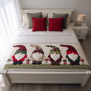 Evergreen Glow Quilted Bed Runner NCU0PT8982