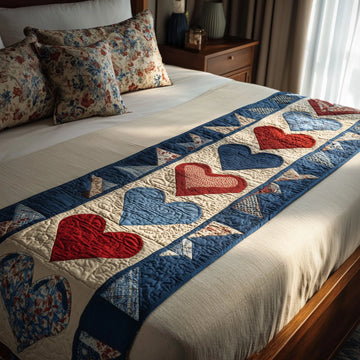 Heart Patchwork Quilted Bed Runner GFTOHD8399
